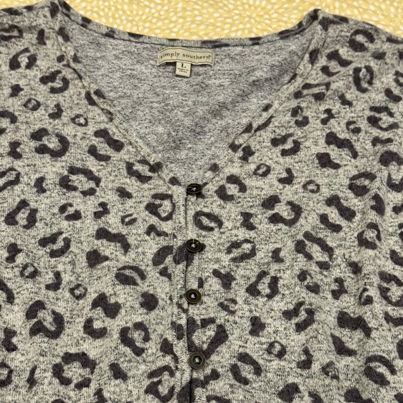 Gray leopard tunic - Picture 2 of 3
